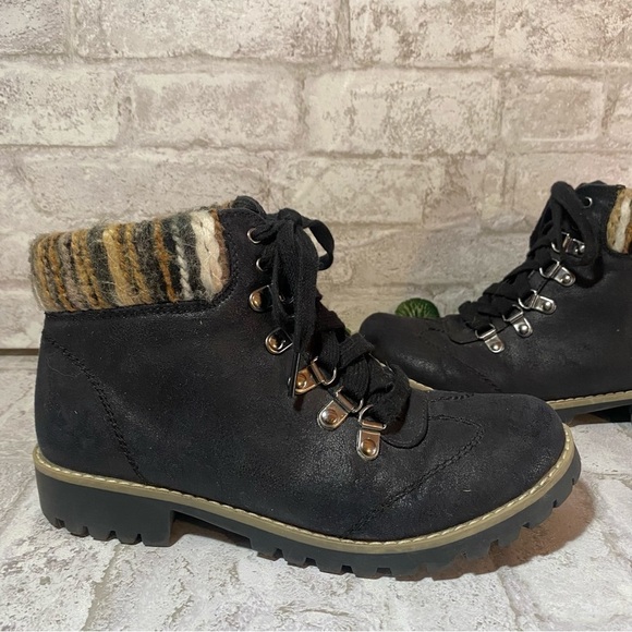 Cliffs by White Mountain Leather Black Fabric Cuffed Boots Women’s 8M - Picture 8 of 8